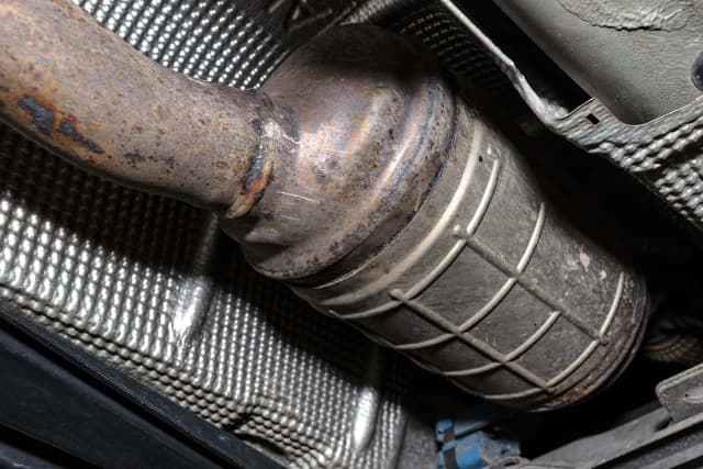 Ile kosztuje wymiana DPF? Sprawdź ceny i uniknij wysokich kosztów